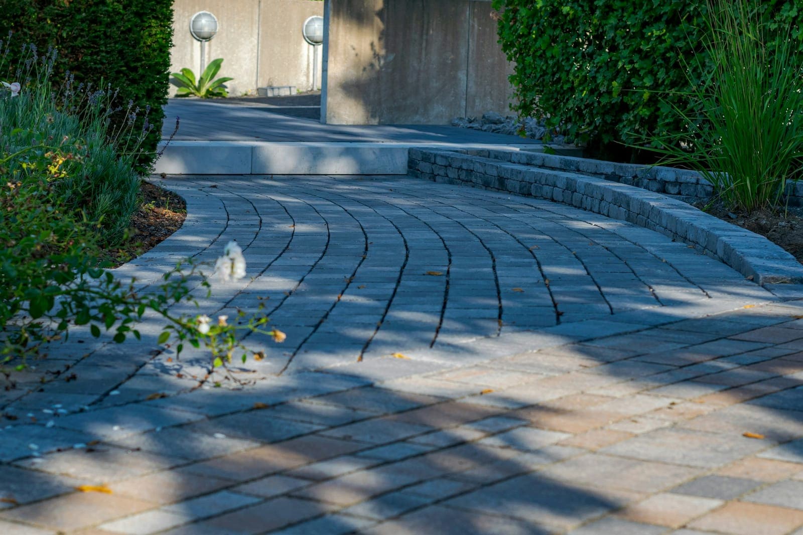 Interlock patios & driveways